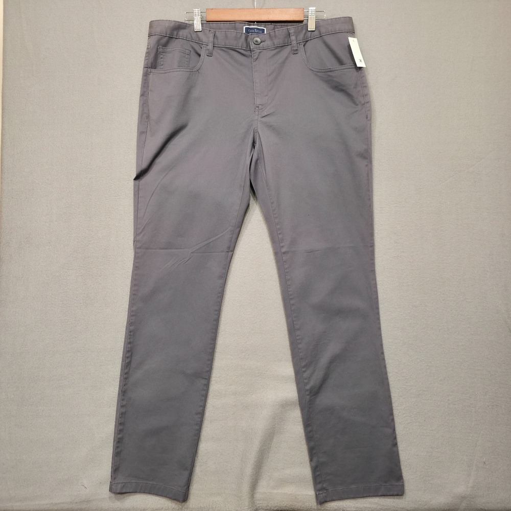 Club Room Men's Straight Leg Gray Chino Pants Size‎ 38x32